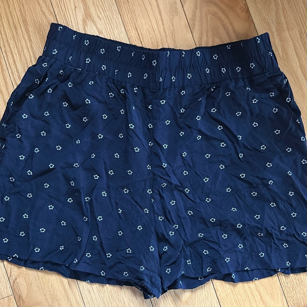 Gap Blue & White Floral Print Stretchy Shorts